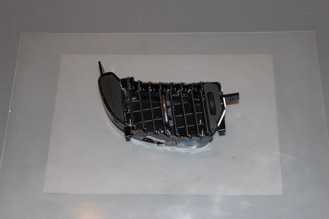 Renault Captur Dashboard Airvent Center Passengers Side (2014)