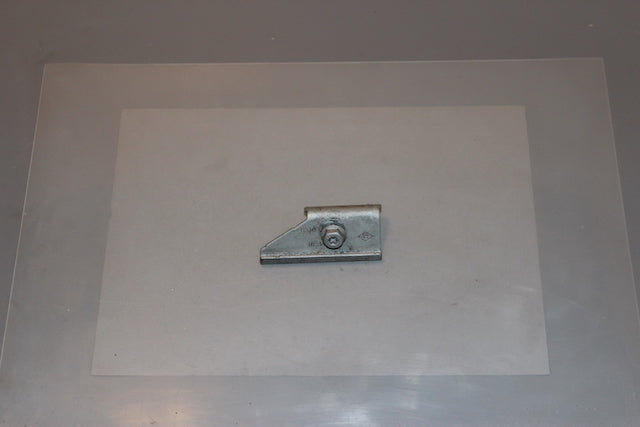 Renault Captur Battery Clamp (2014)