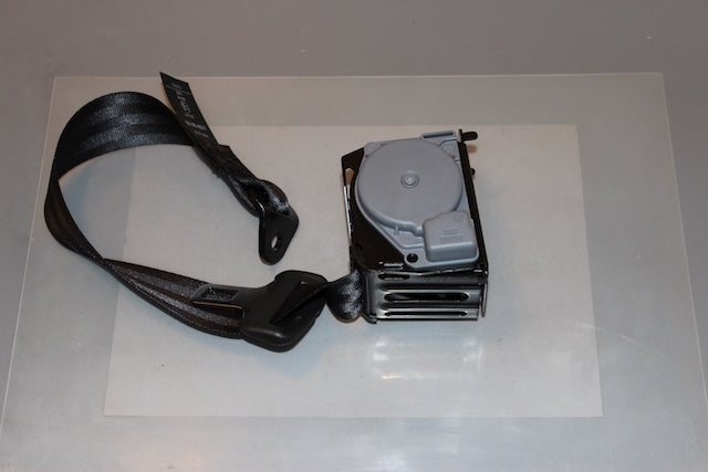 Renault Captur Seat Belt Rear Drivers Side 