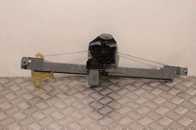 Renault Captur Window Regulator Front Passengers Side (2014)