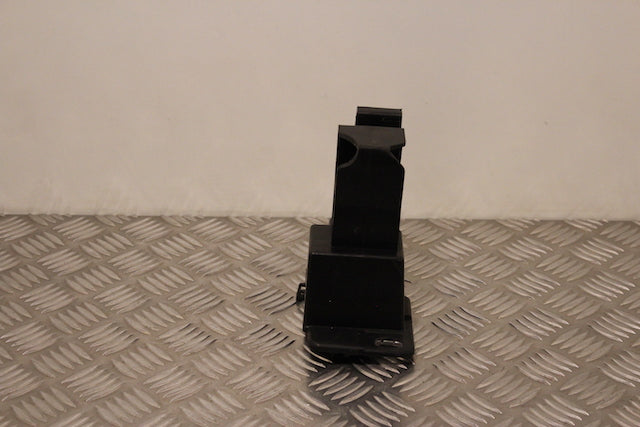 Renault Captur Bumper Front Support Bracket Drivers Side 