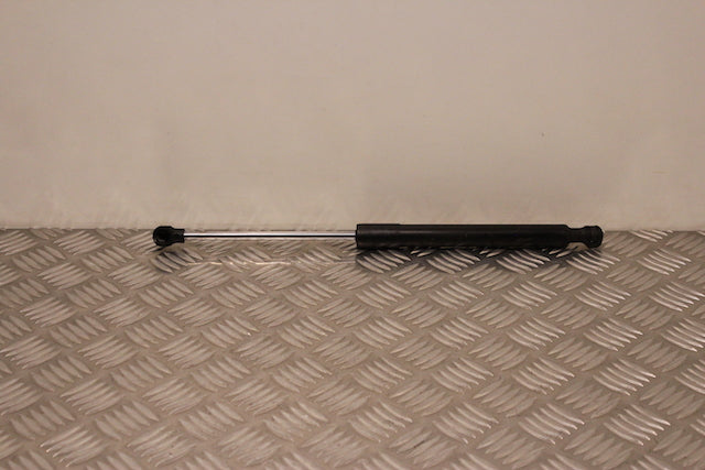 Renault Captur Bonnet Support Strut Passengers Side (2014)