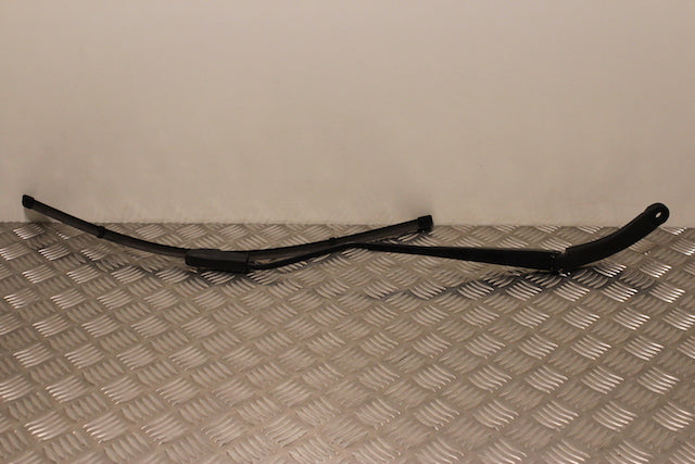 Renault Captur Wiper Front Drivers Side 