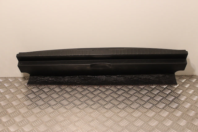 Renault Captur Rear Panel Trim 