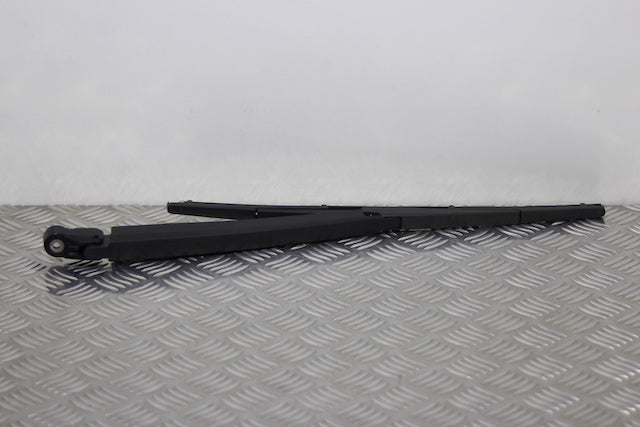 Toyota Avensis Wiper Arm Rear 