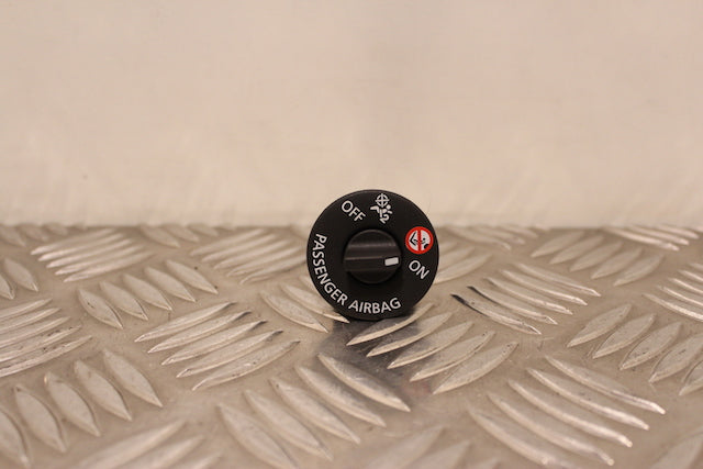 Renault Captur Airbag Switch Front Drivers Side 