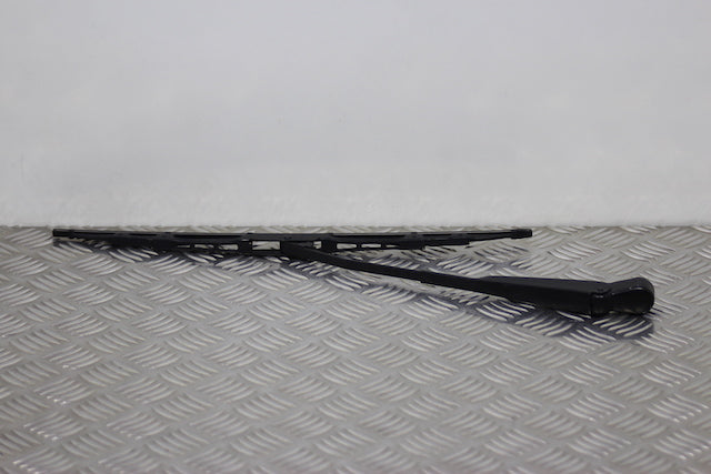Toyota Avensis Wiper Arm Rear 