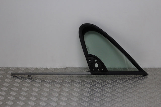 Peugeot 307 Door Quarter Window Glass Front Passengers Side 