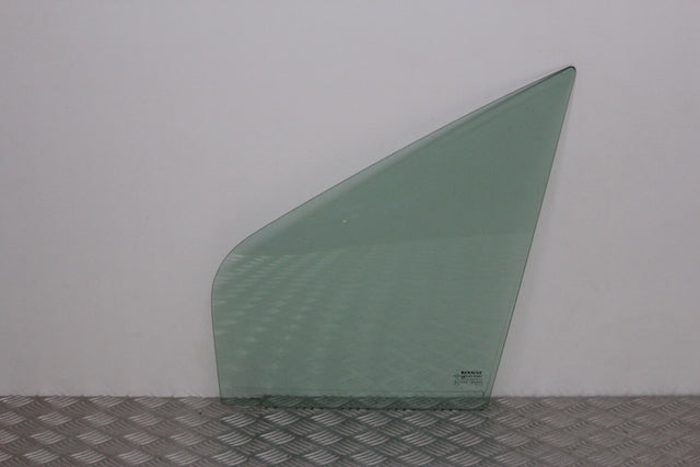 Renault Scenic Door Quarter Window Glass Front Passengers Side 