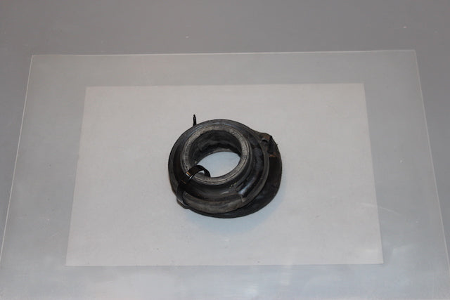 Kia Ceed Coil Spring Rubbers Rear Passengers Side (2013)