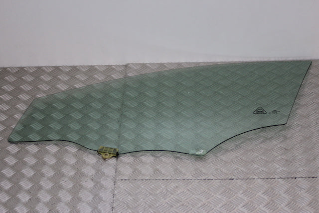 Hyundai i30 Door Window Glass Front Passengers Side 