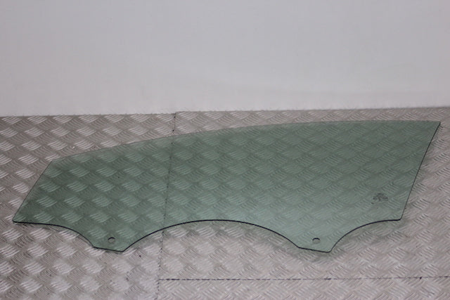 Ford Focus Door Window Glass Front Passengers Side 