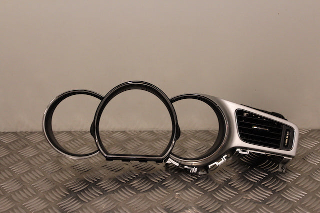 Kia Ceed Speedometer Surround Trim 