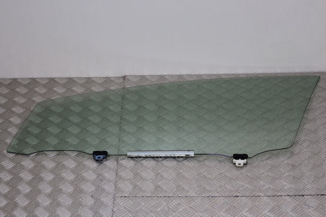 Toyota Prius Door Window Glass Front Passengers Side 