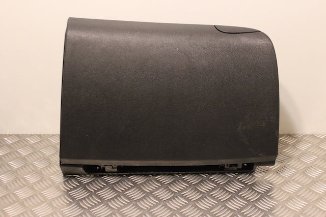 Kia Ceed Glove Box 