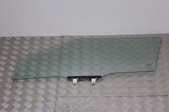 Suzuki Swift Door Window Glass Front Passengers Side (2011)