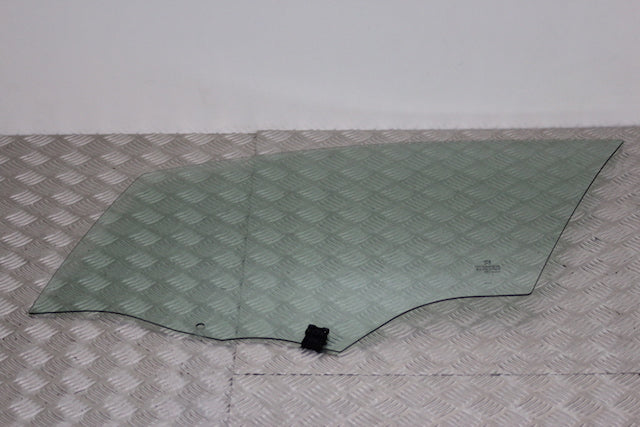 Peugeot 208 Door Window Glass Front Passengers Side (2014)