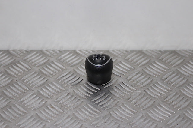 Ford Focus Gear Knob 