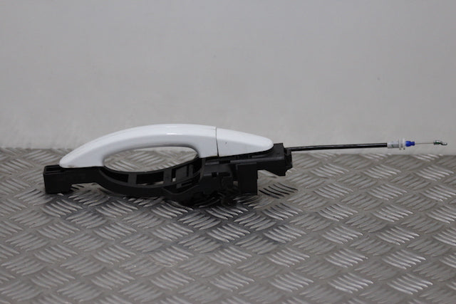 Ford Focus Door Handle Outer Rear Passengers Side (2015)