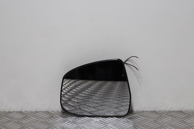 Ford Focus Door Mirror Glass Passengers Side 
