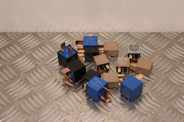 Kia Ceed Relays and Fuses (2013)