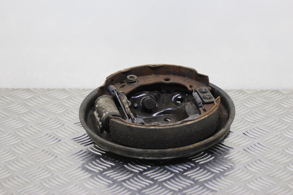 Renault Clio Brake Plate with Shoes and Cylinder Rear Right (2001) - 1