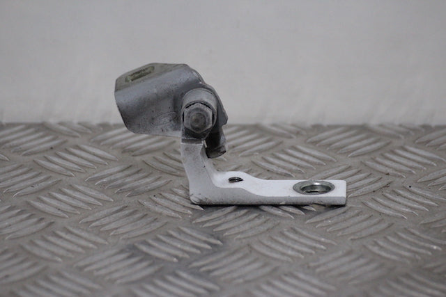 Ford Focus Door Hinge Bottom Rear Drivers Side 