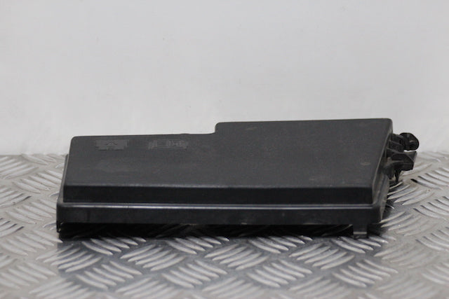 Ford Focus Fuse Box Cover 