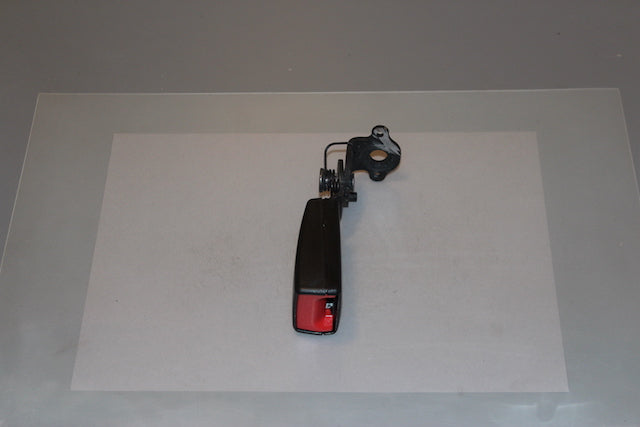 Volkswagen Golf Seat Belt Buckle Lock Rear Drivers Side (2013)