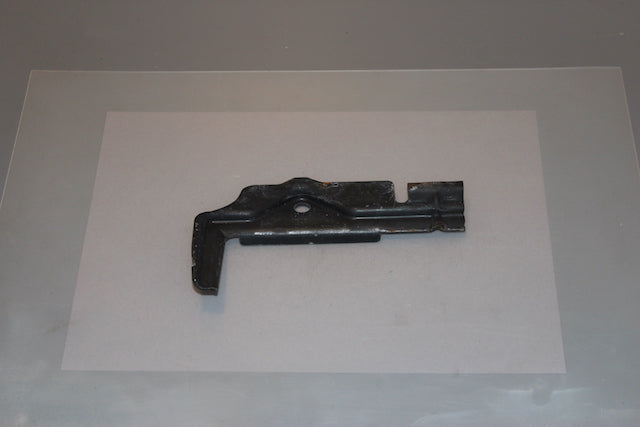 Volkswagen Golf Battery Clamp (2013)