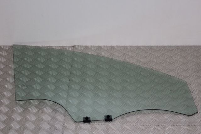 Dacia Sandero Door Window Glass Front Drivers Side 