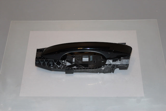 Volkswagen Golf Door Handle Outer Front Passengers Side 