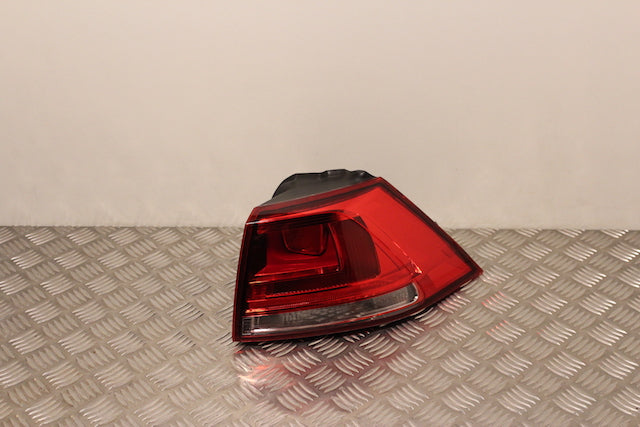 Volkswagen Golf Tail Light Lamp Drivers Side (2013)