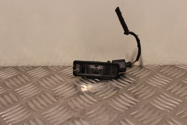 Volkswagen Golf Number Plate Light Passengers Side 
