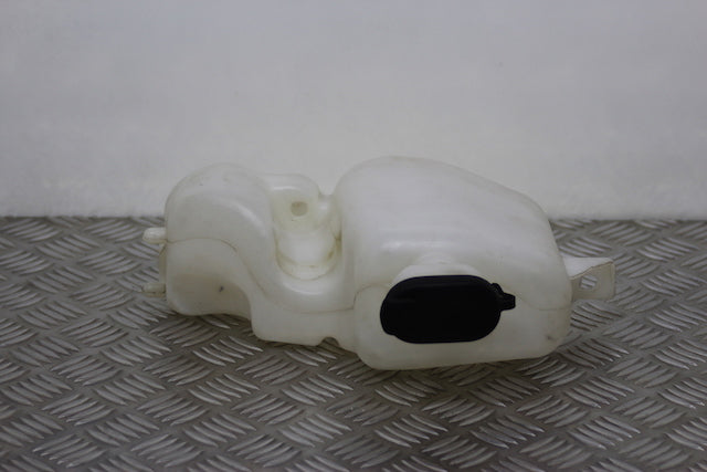 Renault Kangoo Windscreen Wash Water Bottle Motor (2002)