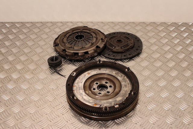 Volkswagen Golf Flywheel complete with Clutch (2013)