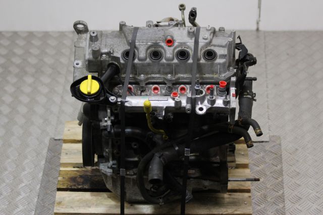 Renault Clio Engine (2010)