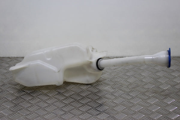 Nissan Qashqai Windscreen Wash Water Bottle (2009) - 1