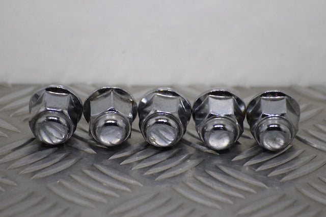 Hyundai i10 Wheel Nuts 