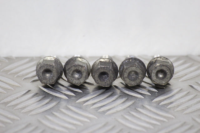 Opel Corsa Wheel Nuts (2015)