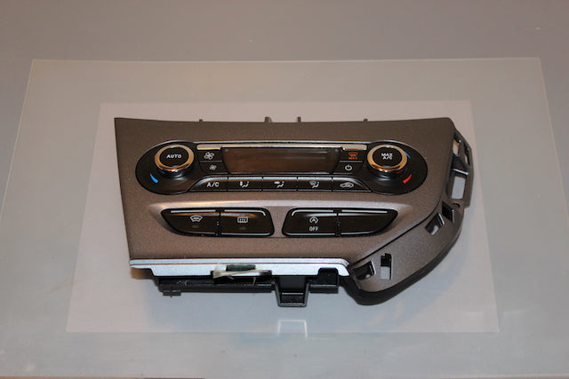 Ford Focus Heater Control Switch 