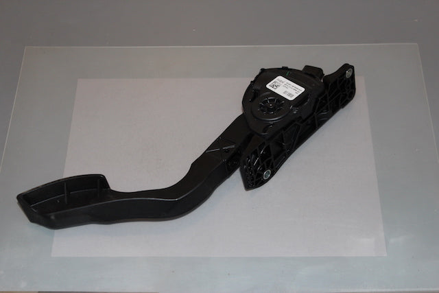 Ford Focus Accelerator Throttle Pedal (2014)