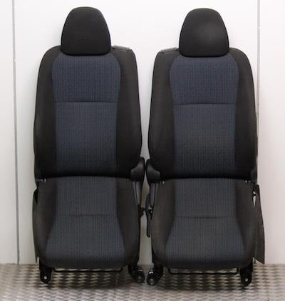 Toyota Yaris Seat Front x2 (2012)