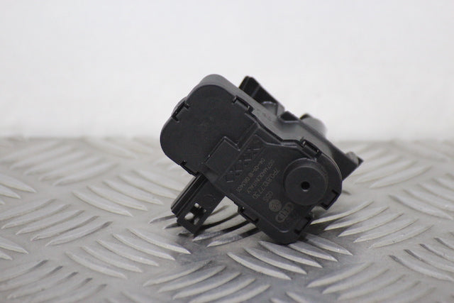 Skoda Fabia Fuel Flap Control Switch 