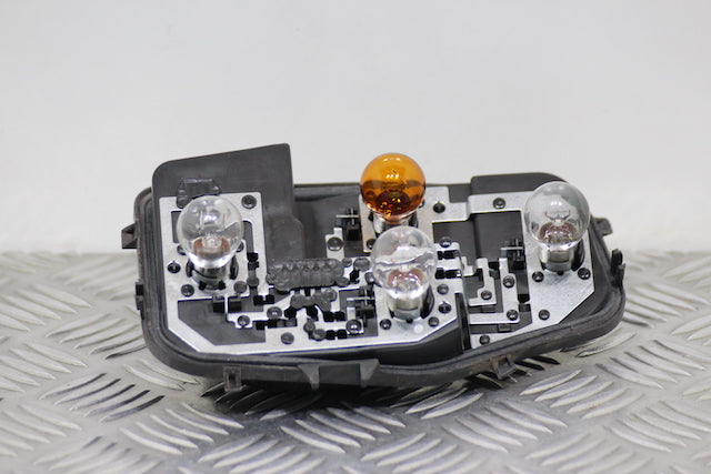 Skoda Fabia Tail Lamp Bulb Holder Passengers Side 