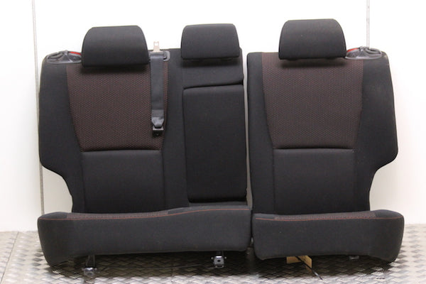 Toyota Auris Seats Rear (2011) - 1