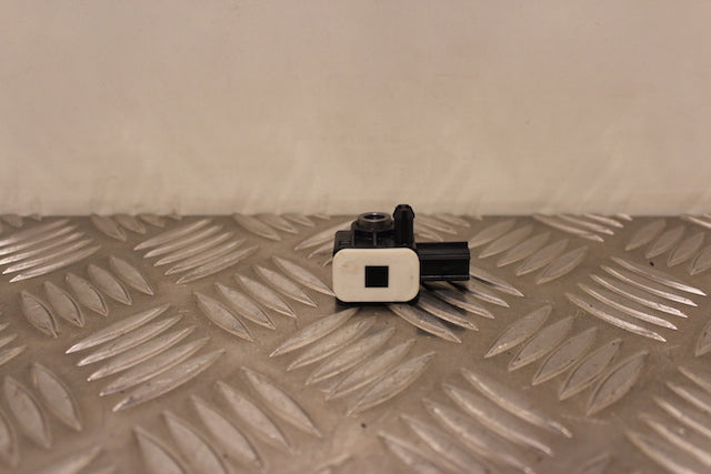 Ford Focus Airbag Sensor Centre Drivers Side 
