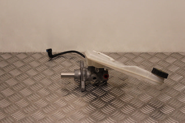 Ford Focus Brake Master Cylinder 