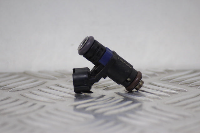 Skoda Fabia Fuel Injector (2018)