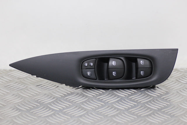 Nissan Qashqai Window Switch Front Drivers Side 